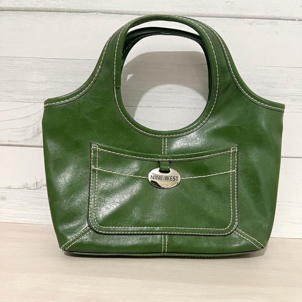 Nine West green faux leather handbag